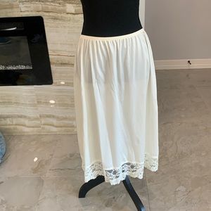 Vassarette White Midi Slip with Lace Trim. Size L